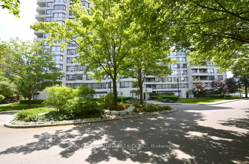 1121 Steeles Ave W, unit 214 for rent