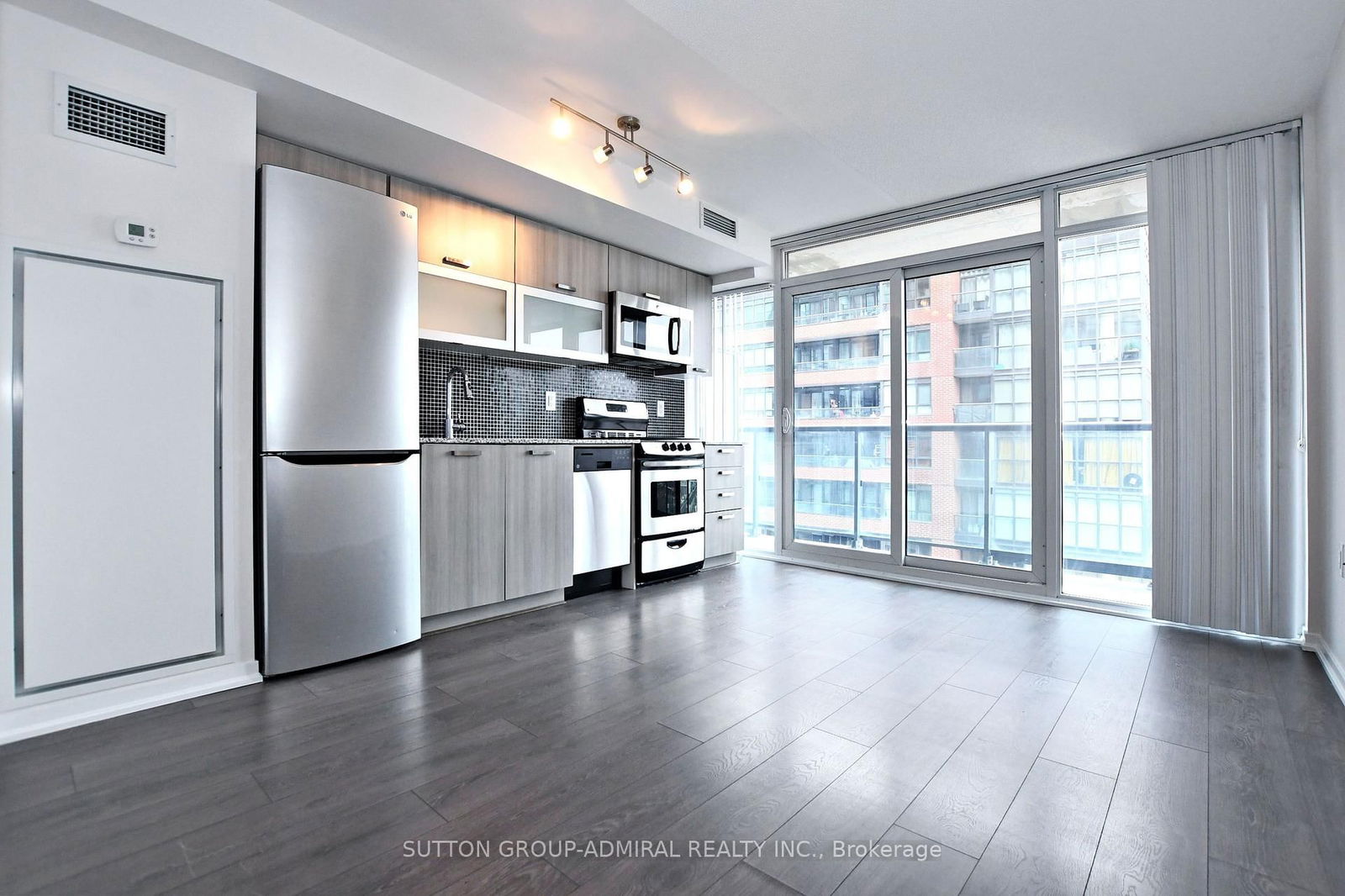 36 Lisgar St, unit 1111E for sale