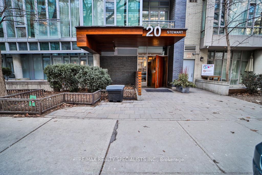 20 Stewart St, unit 803 for sale