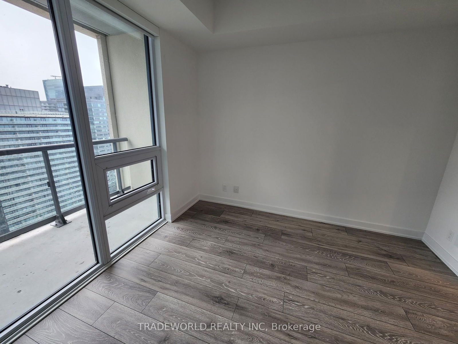 108 Peter St, unit 3606 for rent