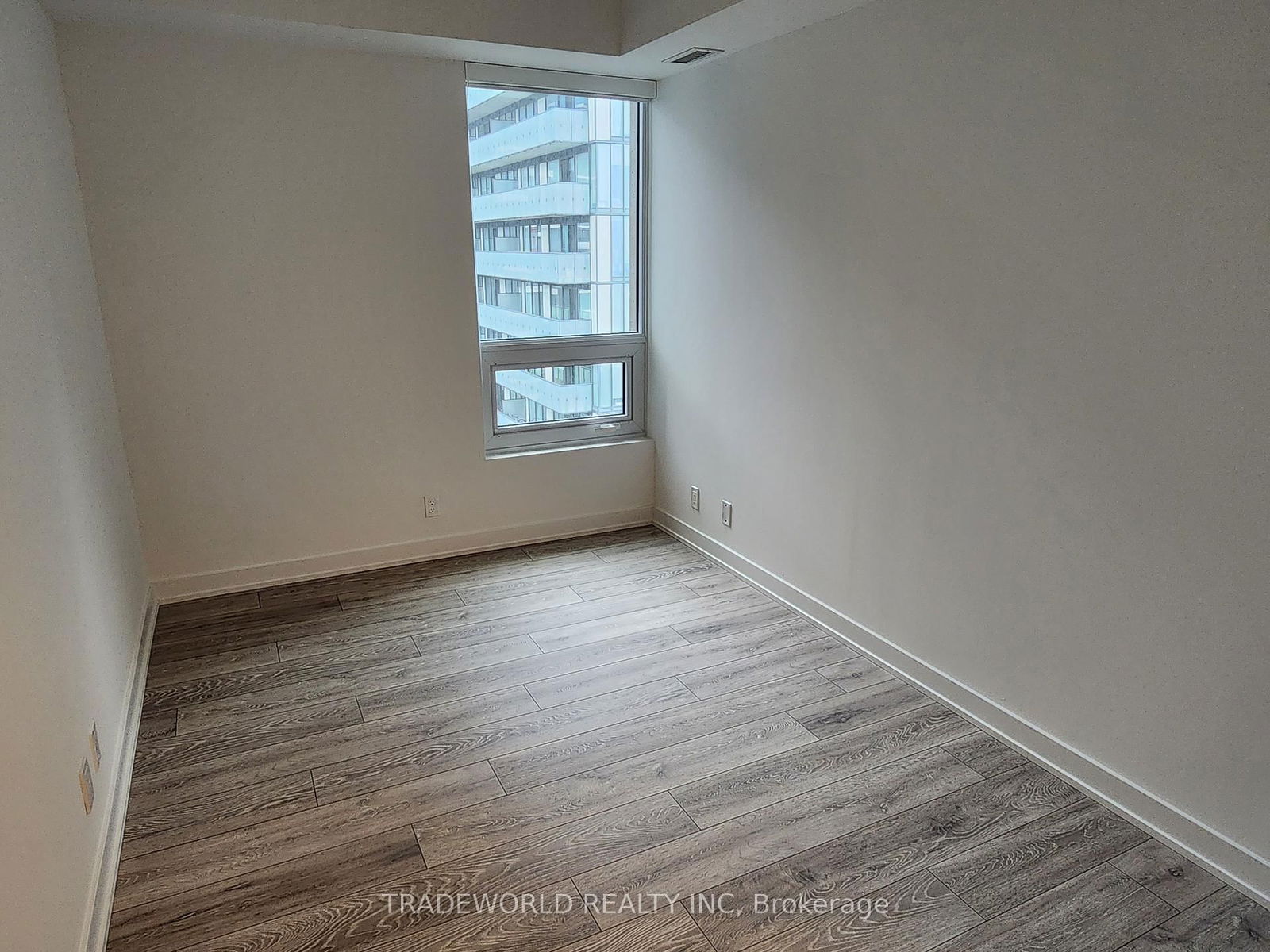 108 Peter St, unit 3606 for rent