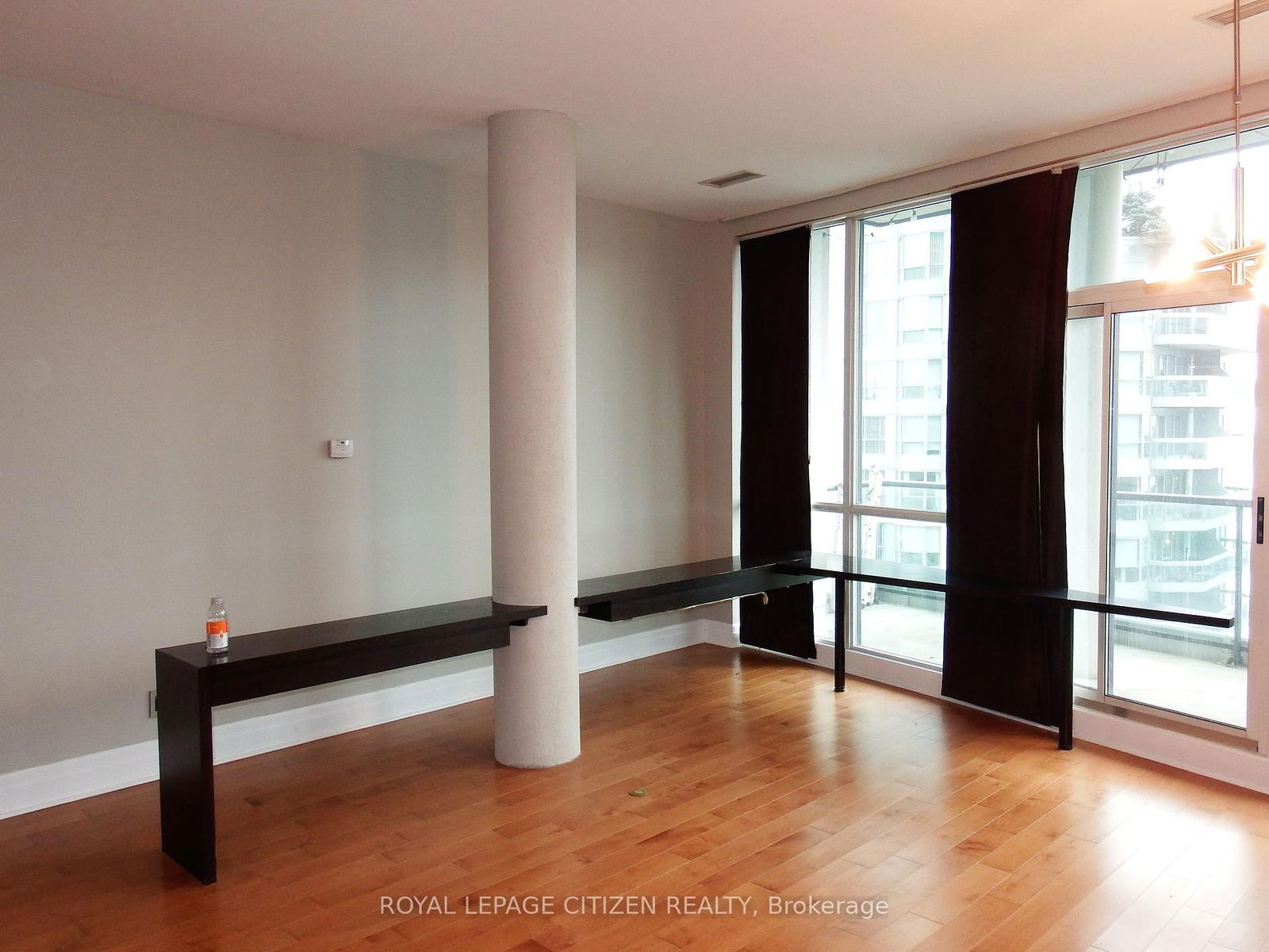 12 Yonge St, unit 2905 for rent