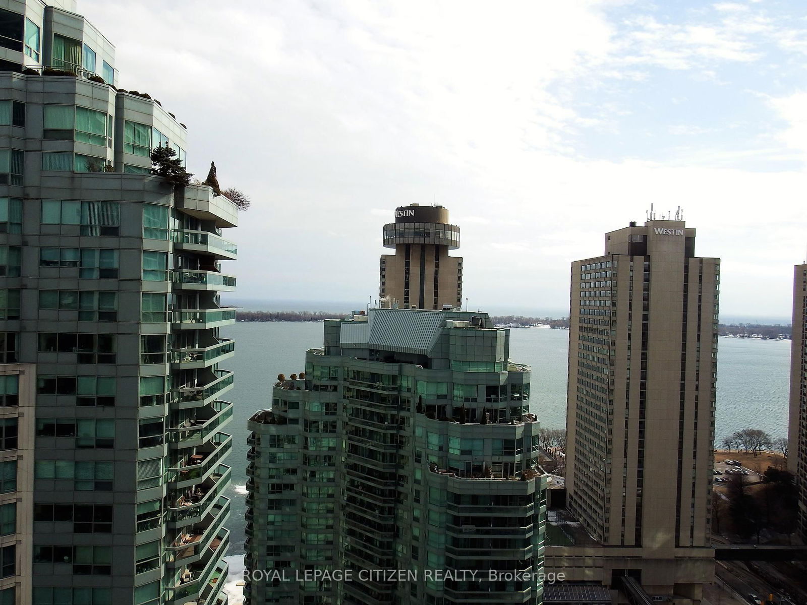 12 Yonge St, unit 2905 for rent