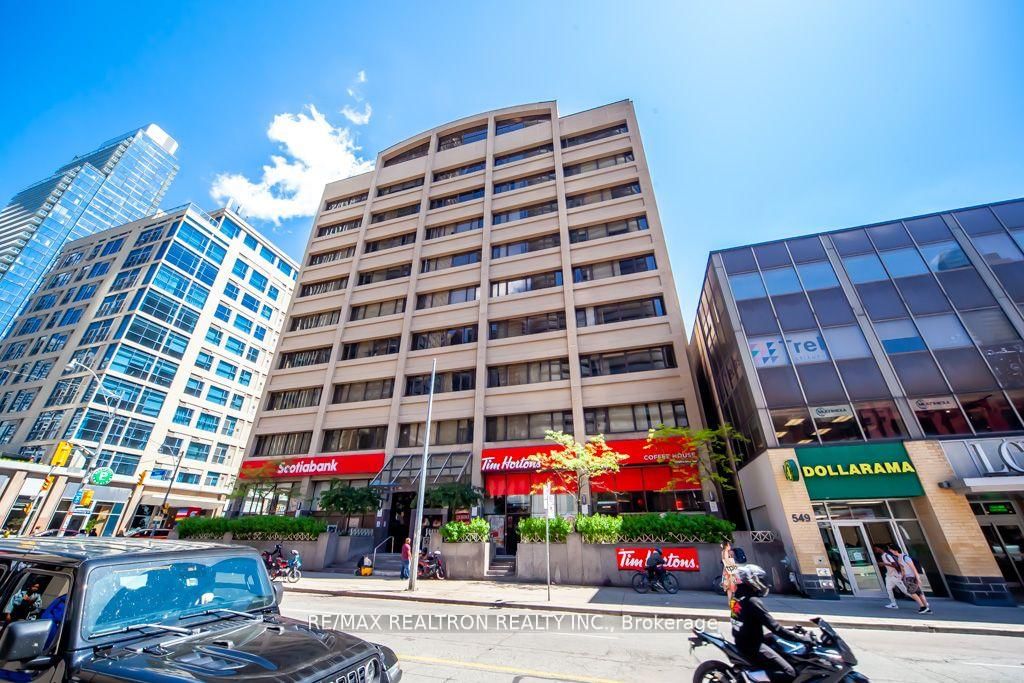 555 Yonge St, unit #309 for sale