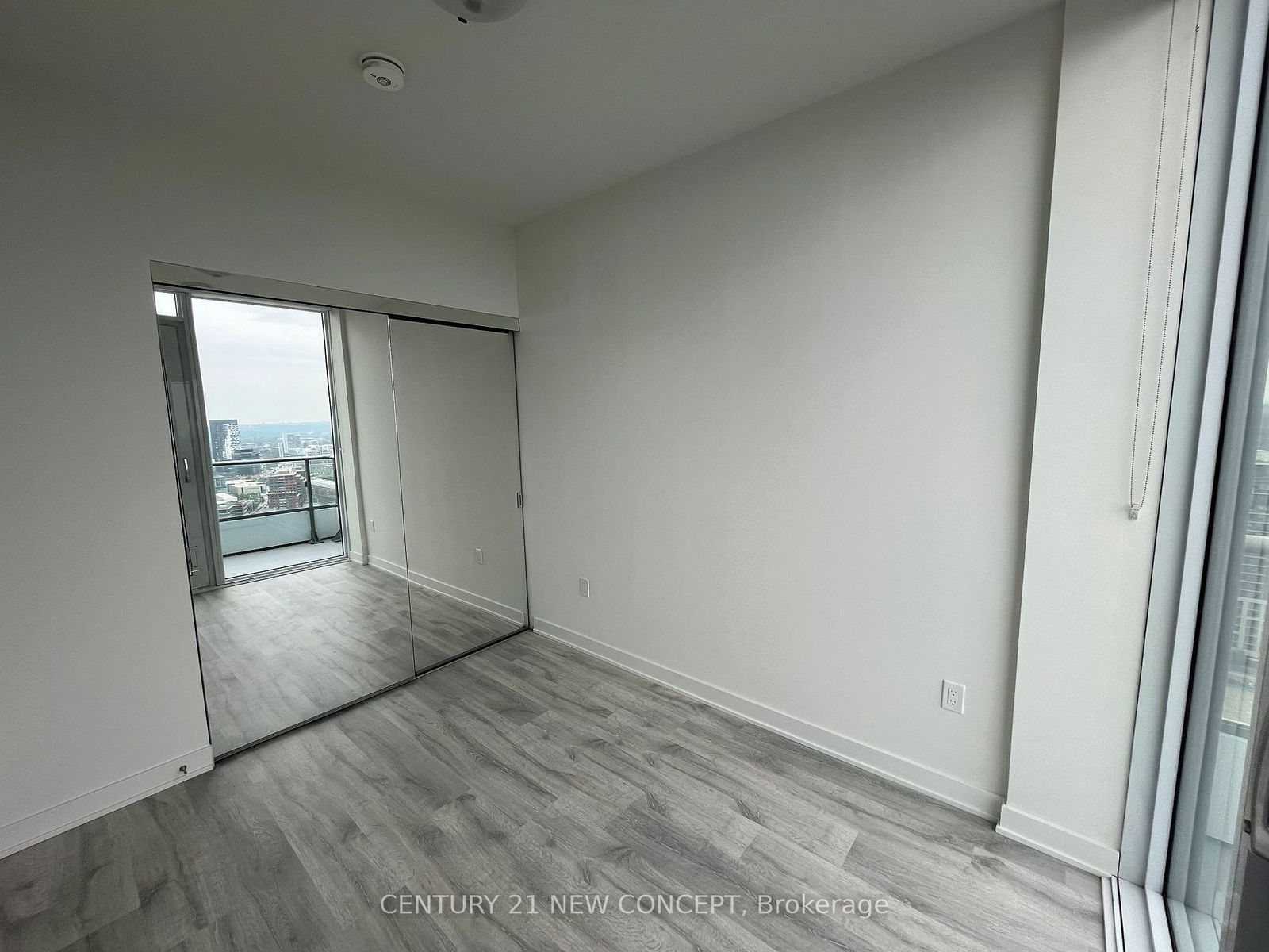 70 Princess St, unit PH3005 for sale