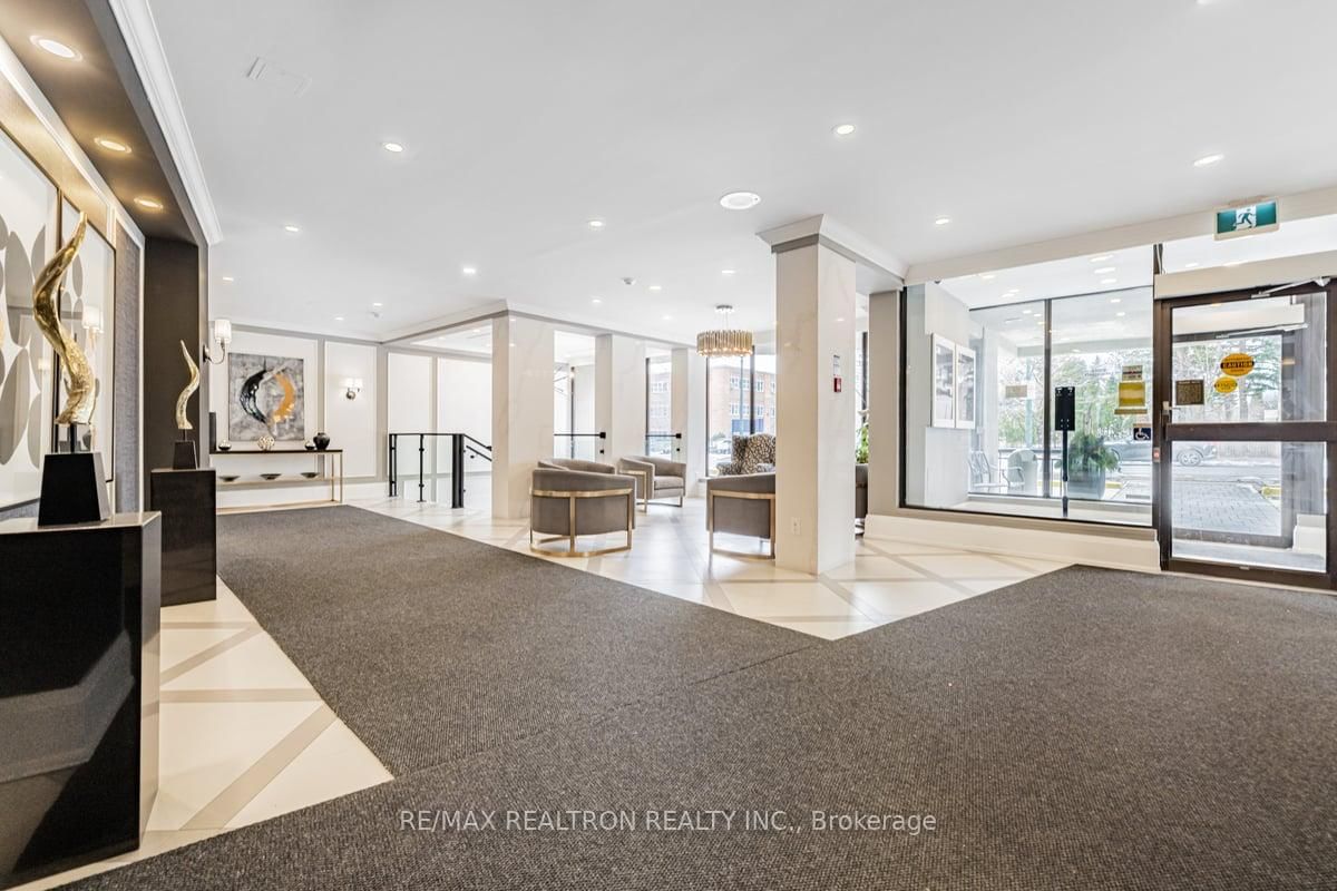 5444 Yonge St, unit 1810 for sale