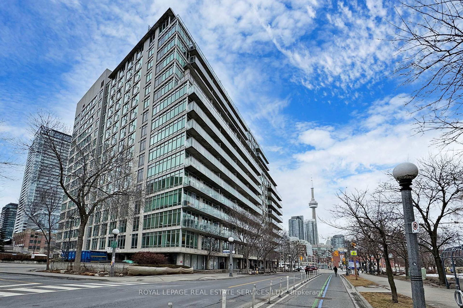 650 Queens Quay, unit 216 for sale