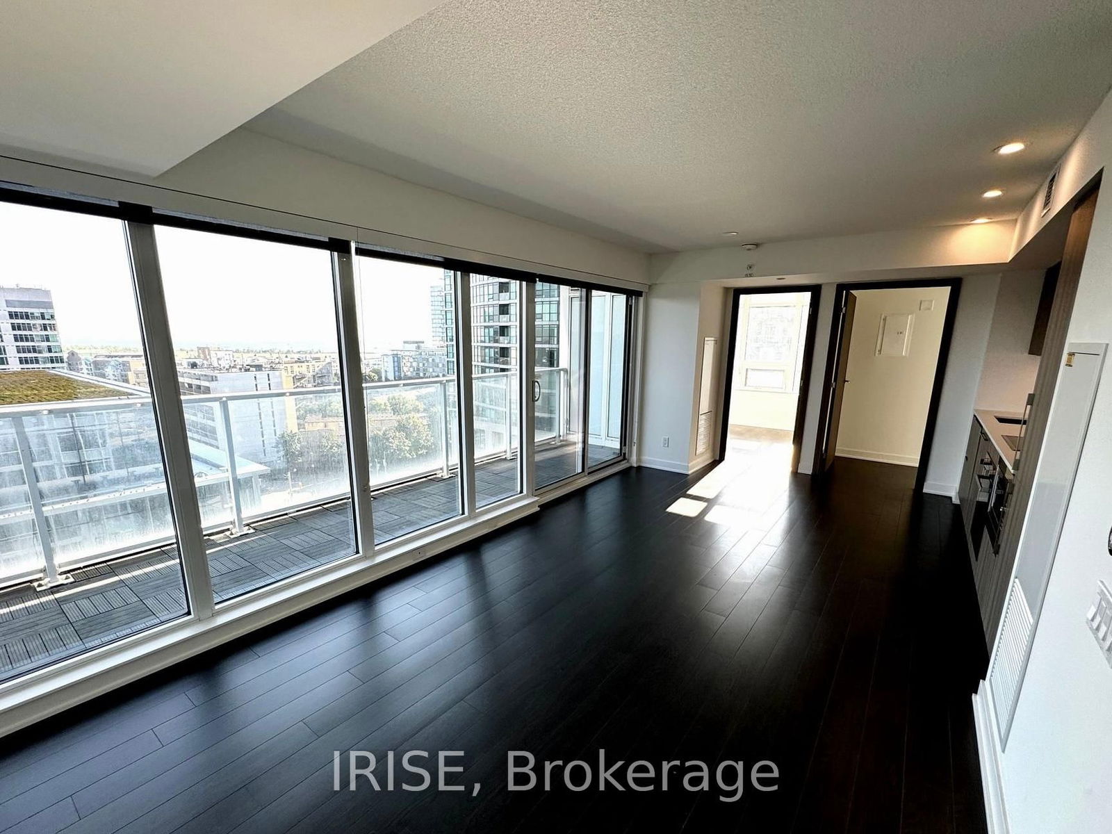 19 Bathurst St, unit 1512 for rent