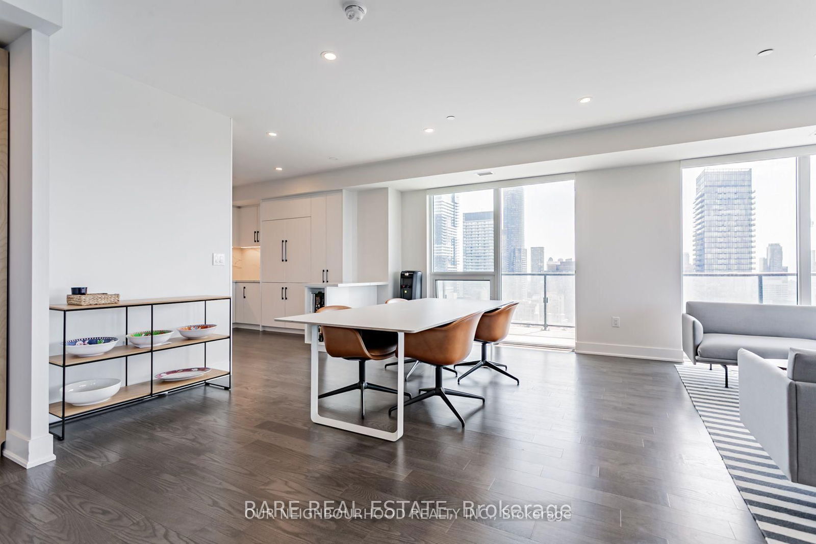 955 Bay St, unit 3402 for rent