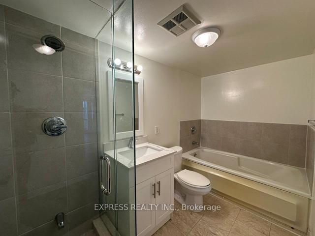 10 Yonge St, unit 3107 for rent