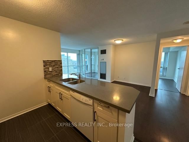 10 Yonge St, unit 3107 for rent