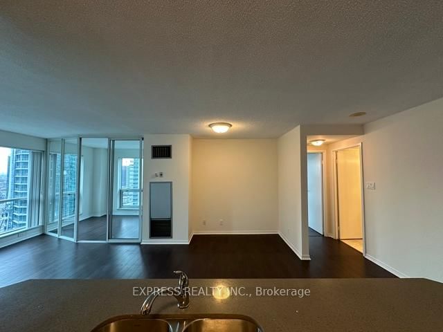 10 Yonge St, unit 3107 for rent