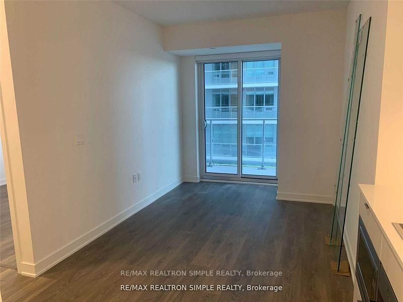 195 Redpath Ave, unit 3001 for rent