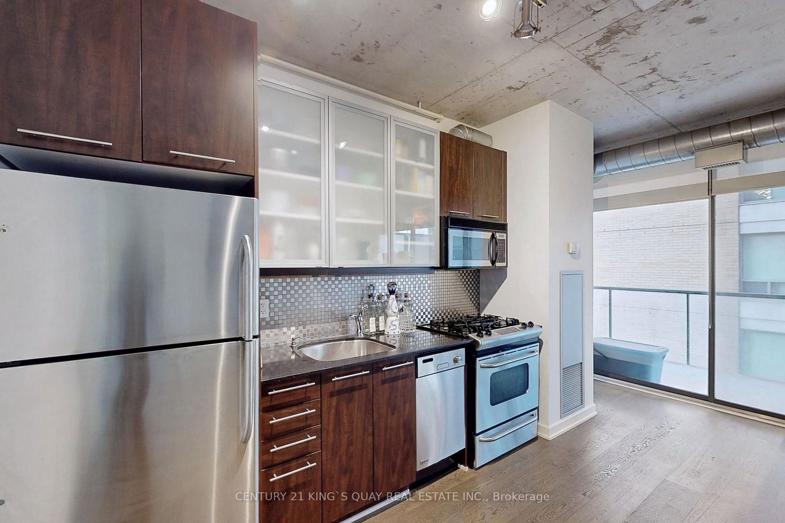 533 Richmond St W, unit 403 for rent