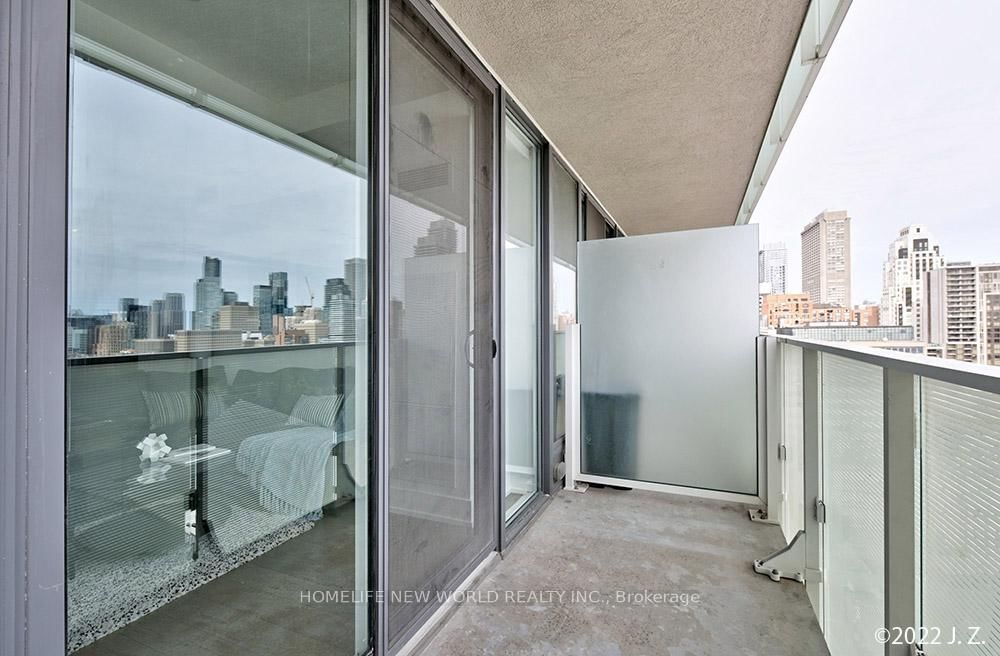 200 Bloor St W, unit 1601 for sale