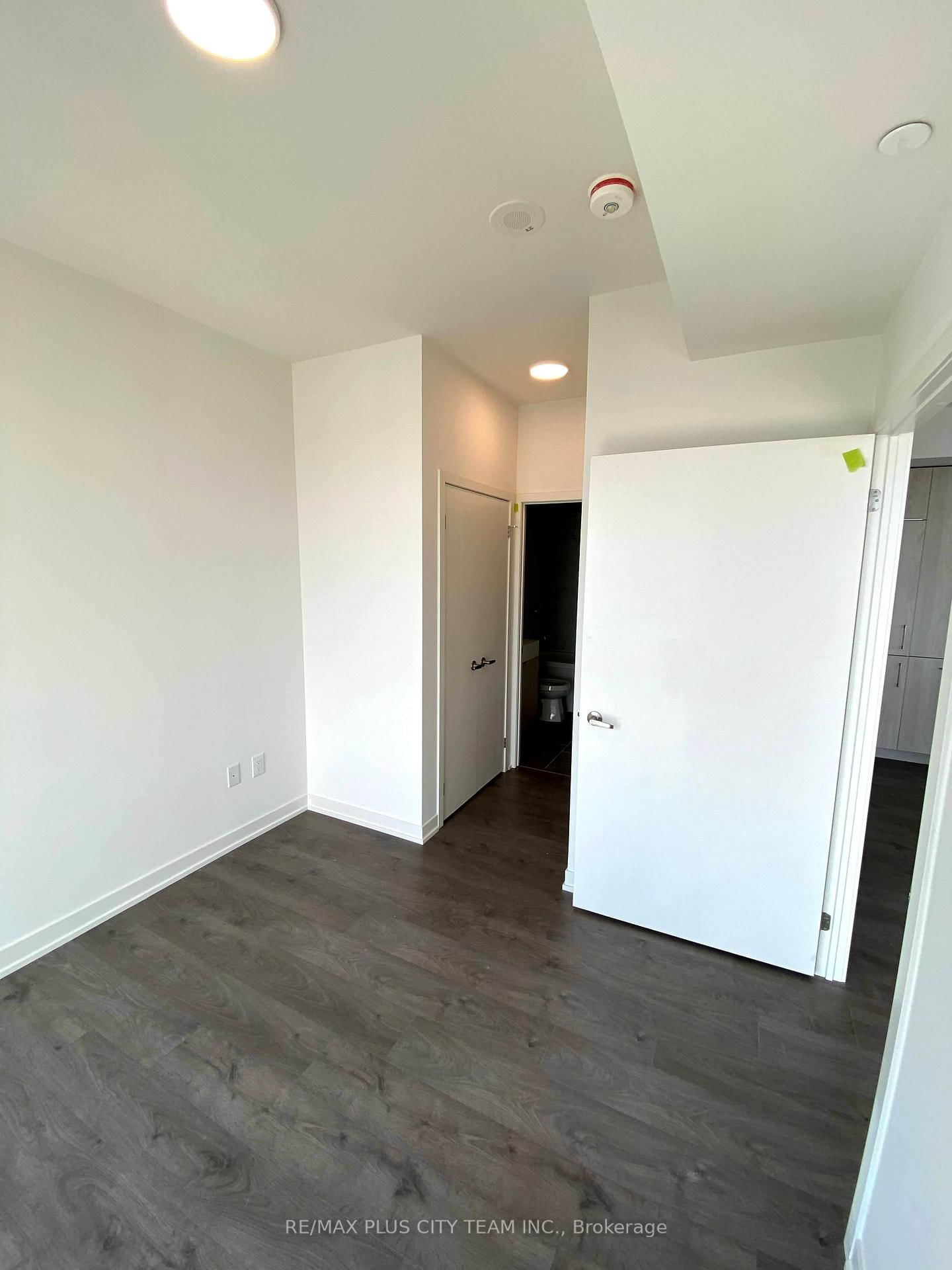 20 Richardson St, unit 2203 for rent