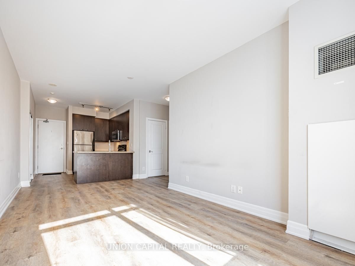 500 St Clair Ave W, unit 608 for rent