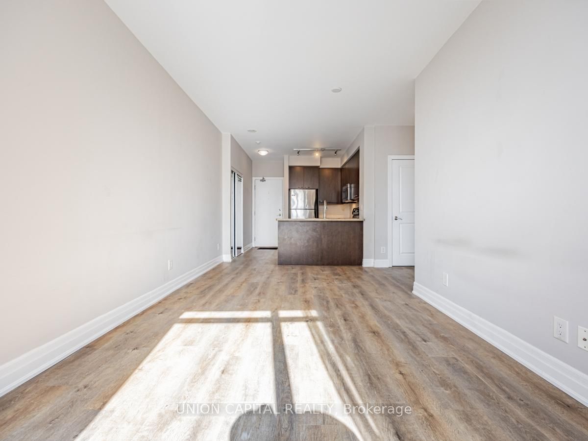 500 St Clair Ave W, unit 608 for rent