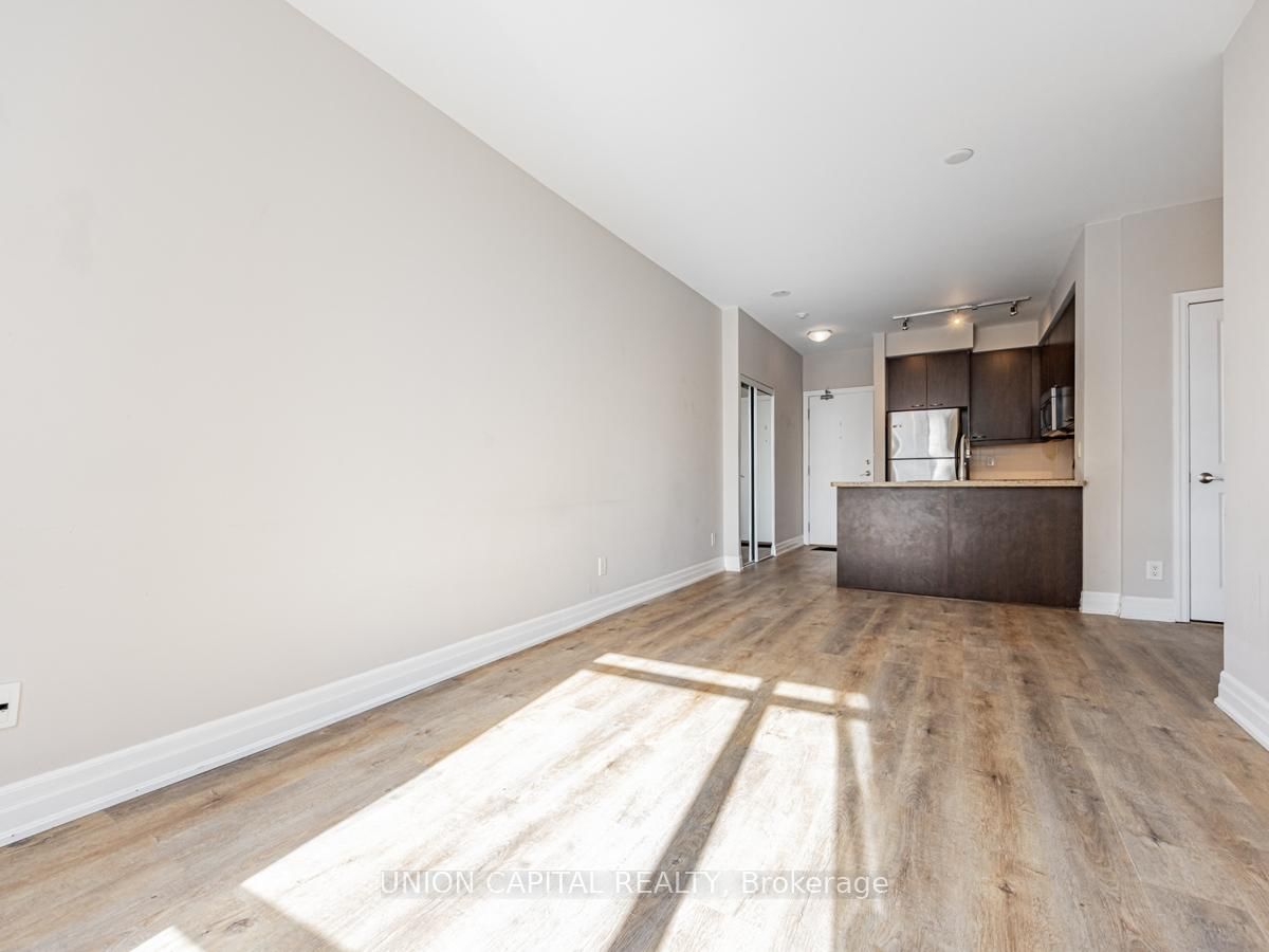 500 St Clair Ave W, unit 608 for rent