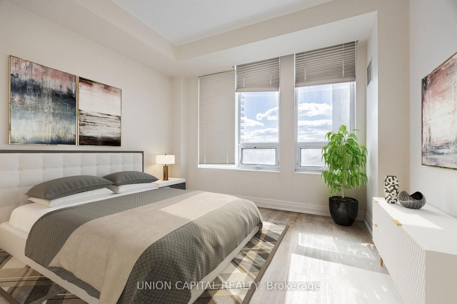 500 St Clair Ave W, unit 608 for rent