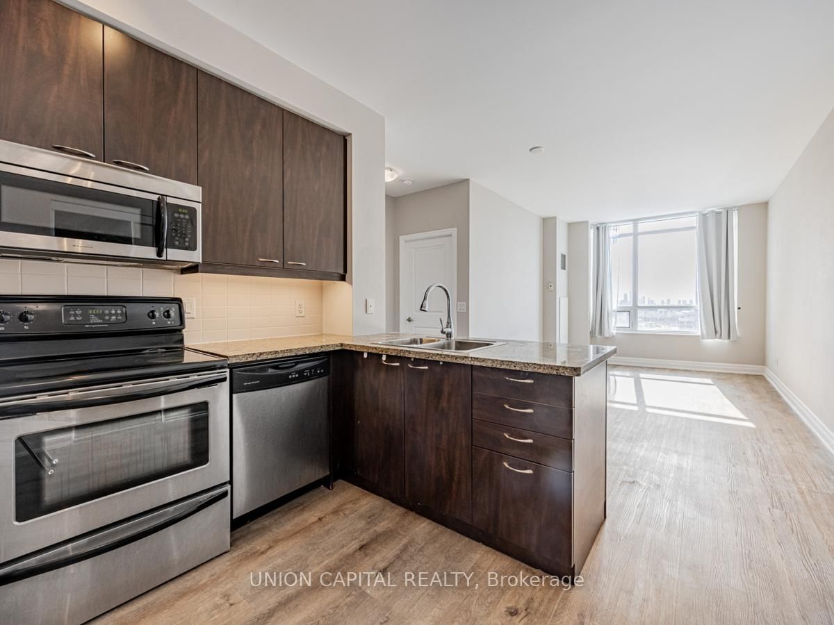 500 St Clair Ave W, unit 608 for rent