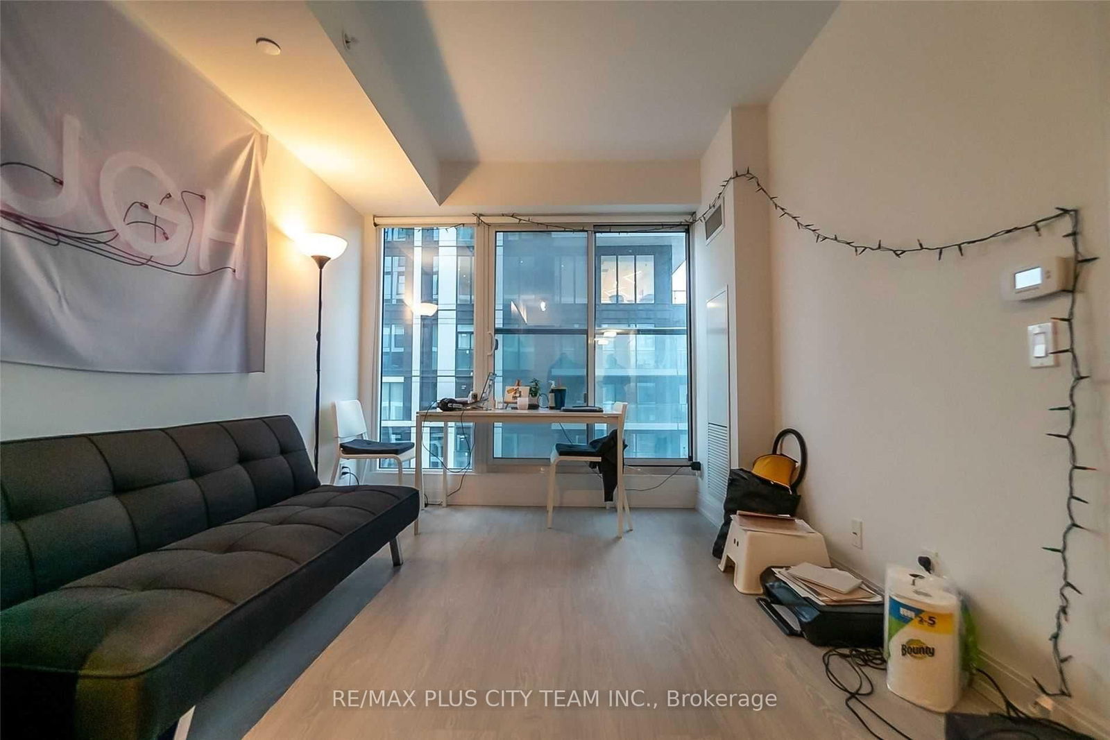 181 Dundas St E, unit 1901 for rent