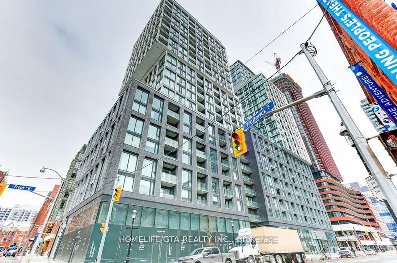 158 Front St E, unit 223 for sale