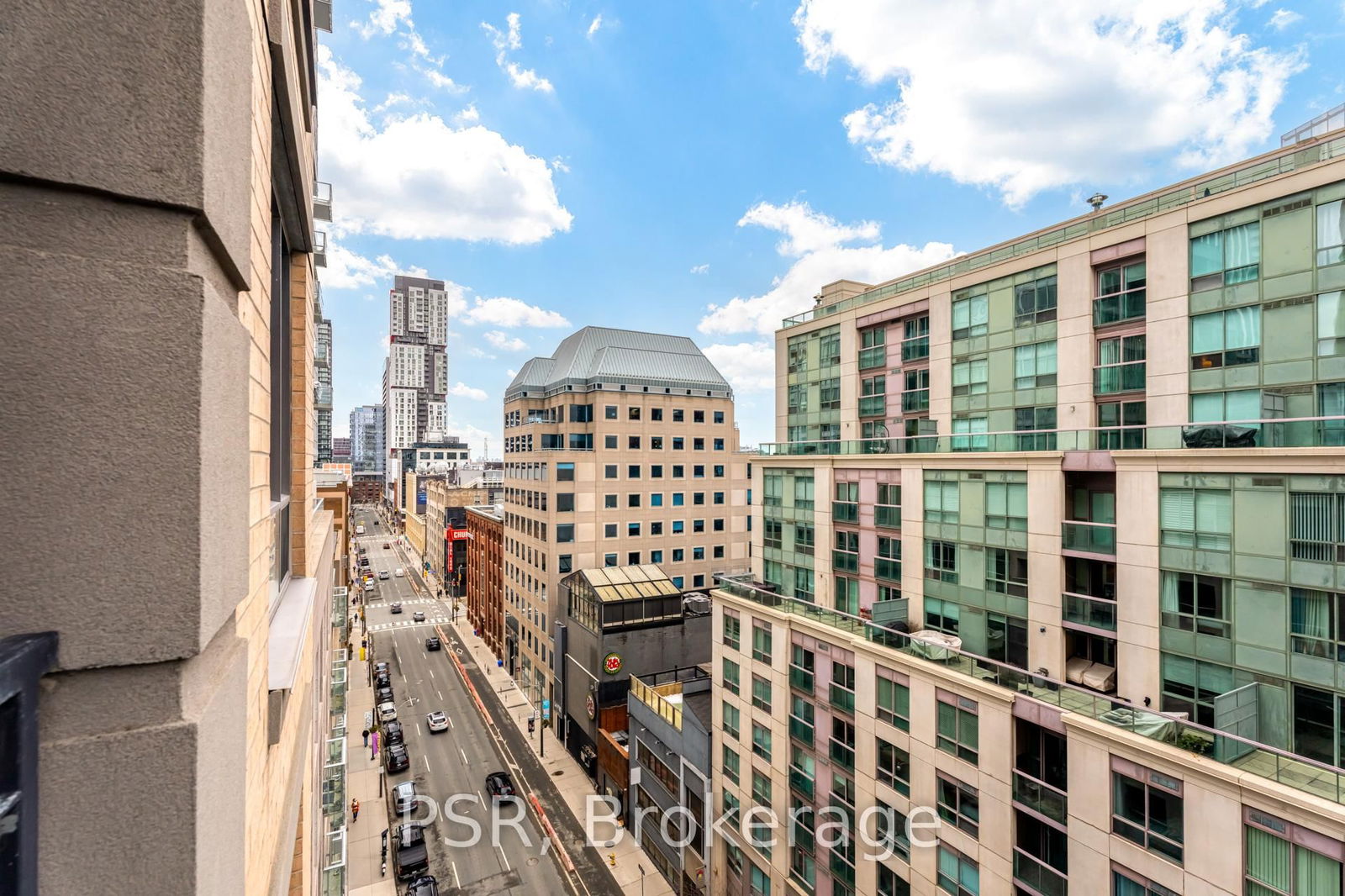 University Plaza Condos, Downtown, Toronto