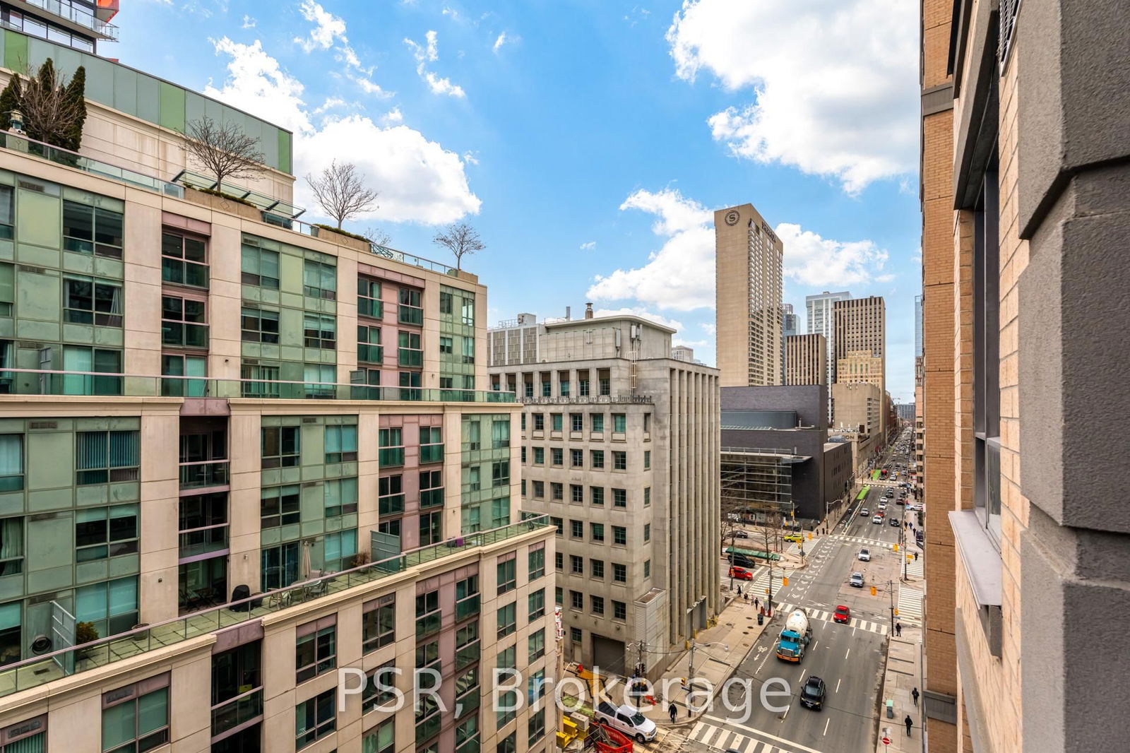 University Plaza Condos, Downtown, Toronto