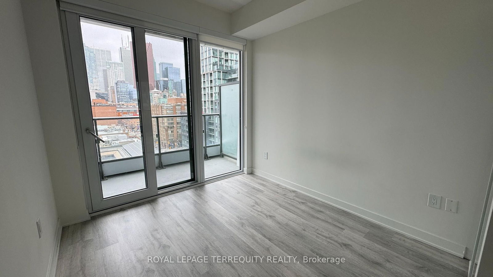 135 Lower Sherbourne St, unit 968 for rent