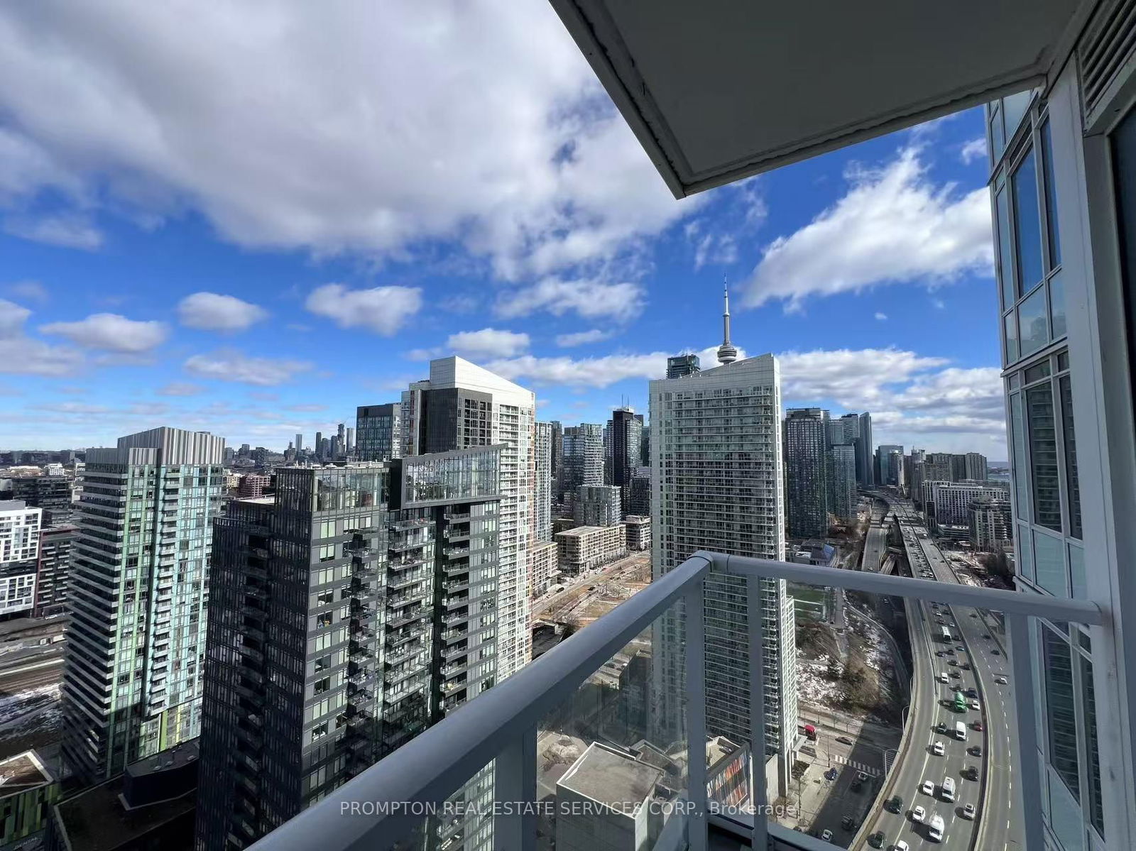 19 Bathurst St, unit 3805 for rent