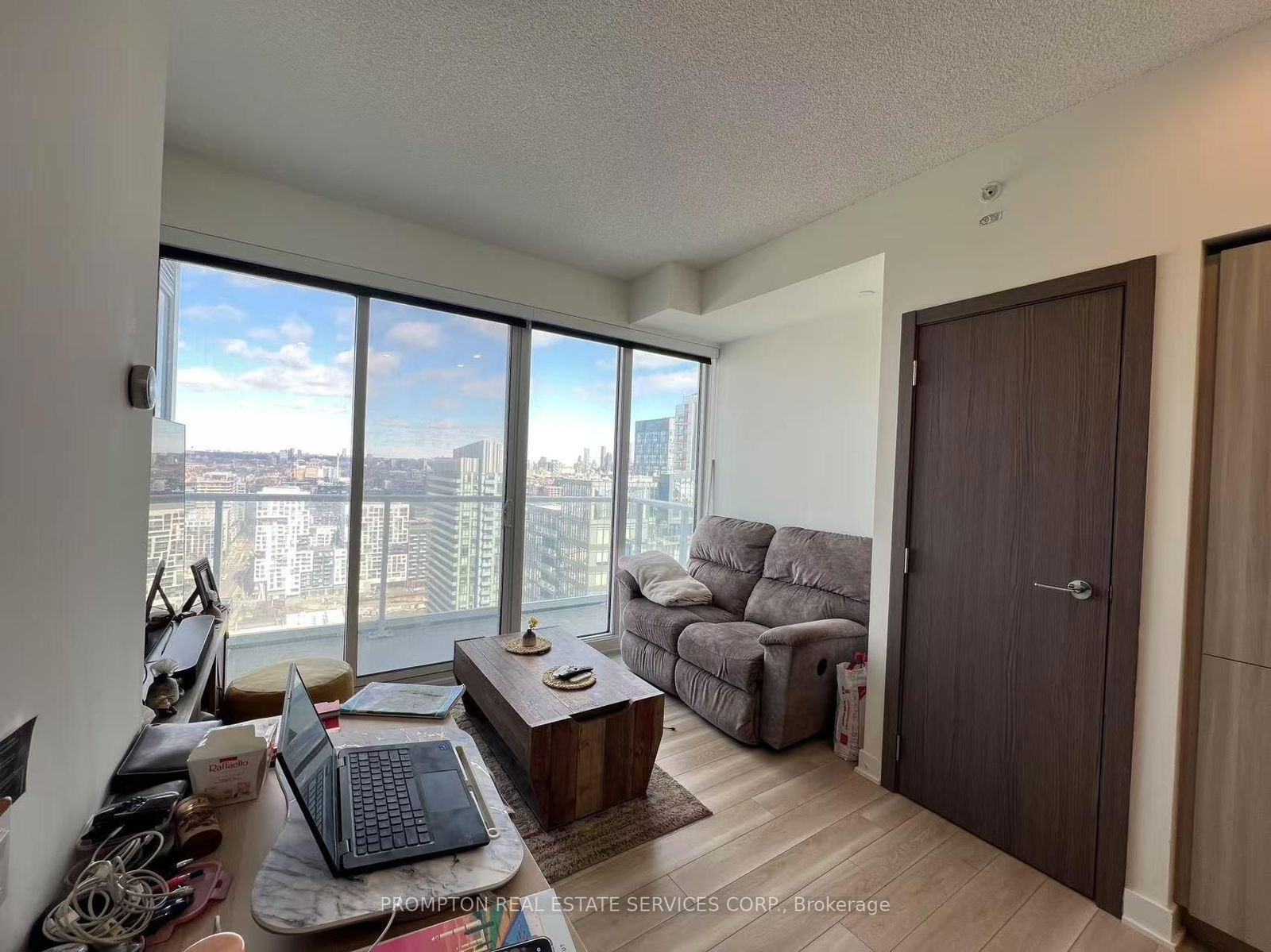 19 Bathurst St, unit 3805 for rent