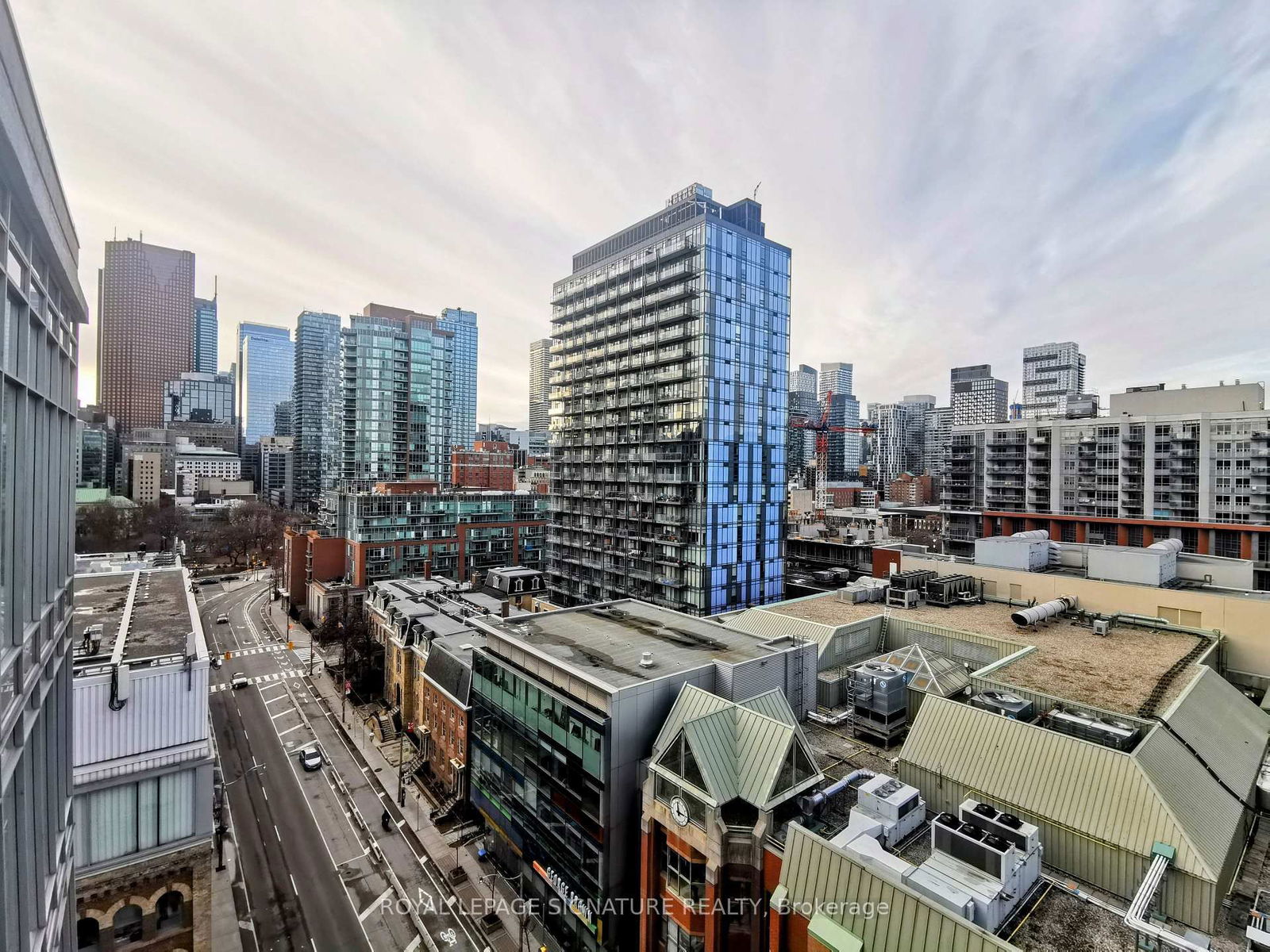 205 Frederick St, unit PH06 for rent