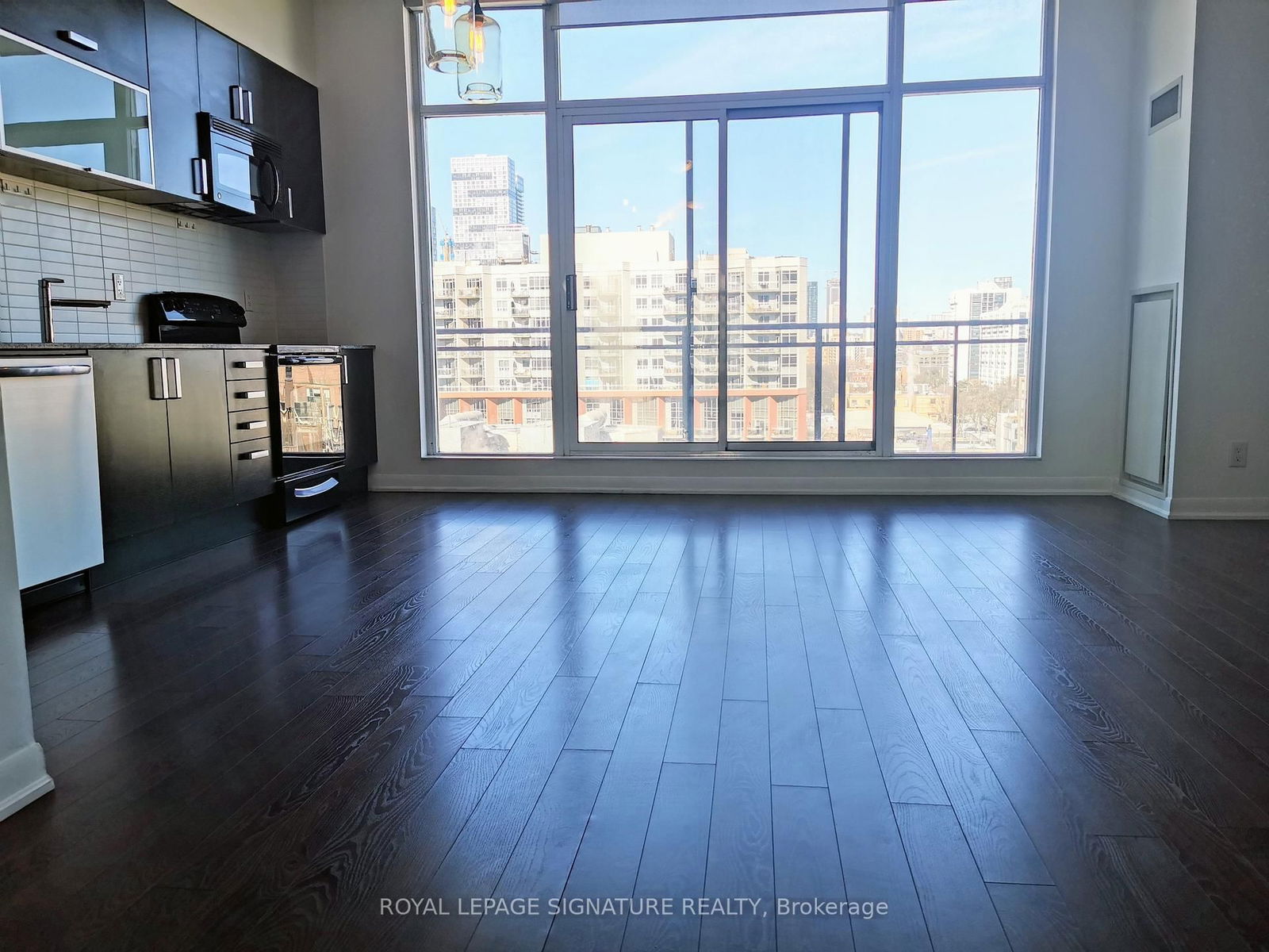 205 Frederick St, unit PH06 for rent