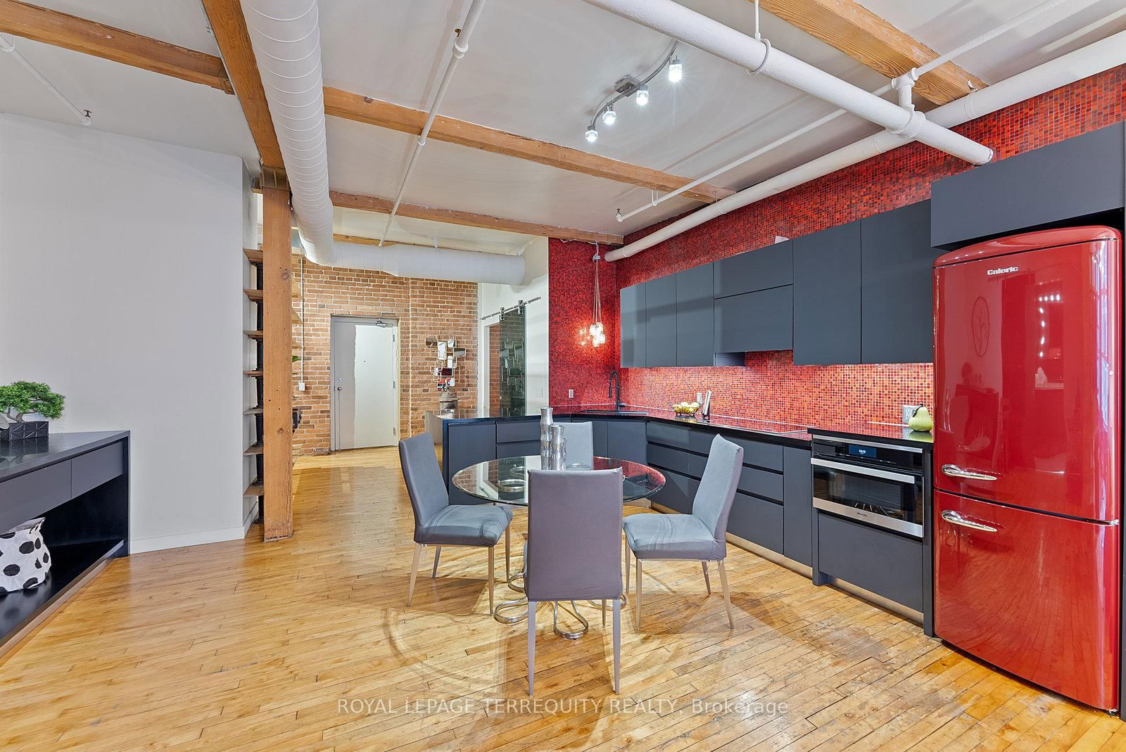 90 Sherbourne St, unit 603 for sale