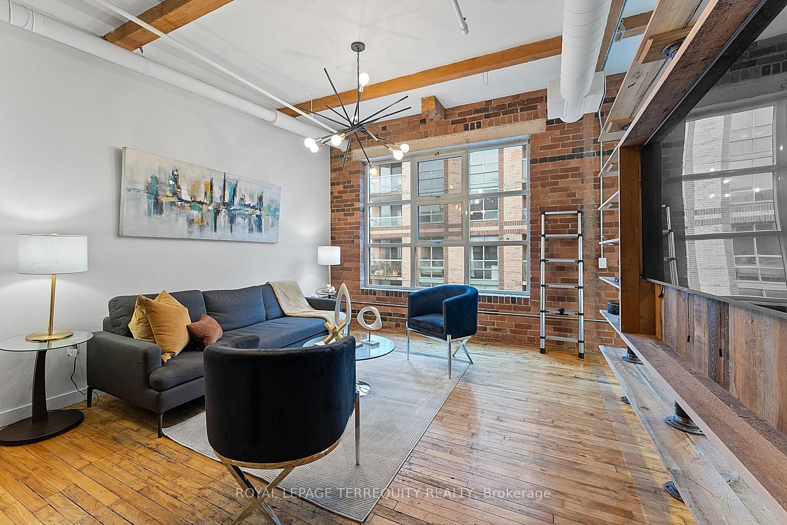 90 Sherbourne St, unit 603 for sale