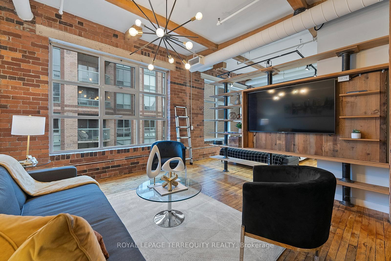 90 Sherbourne St, unit 603 for sale