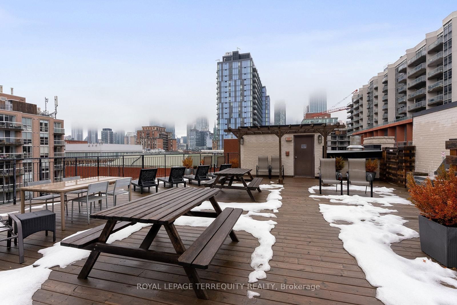 90 Sherbourne St, unit 603 for sale