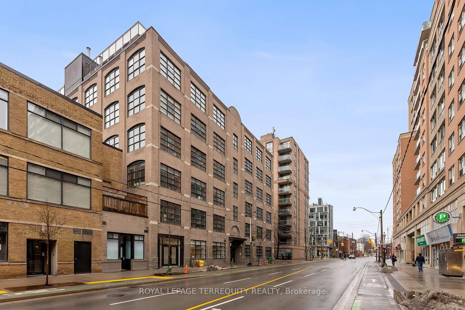 90 Sherbourne St, unit 603 for sale