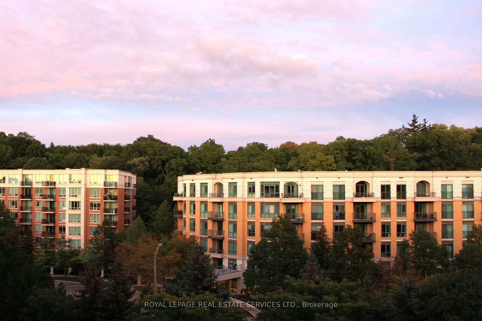 Hillside At York Mills Condos, North York, Toronto