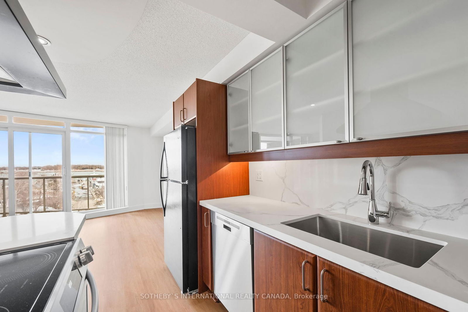 550 Queens Quay W, unit 512 for sale