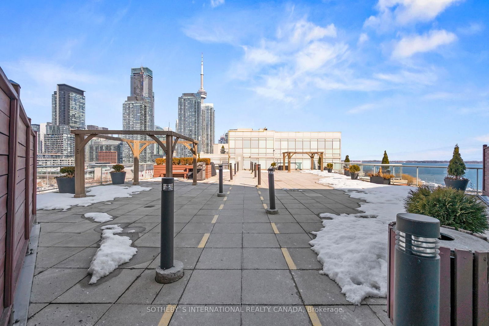 550 Queens Quay W, unit 512 for sale