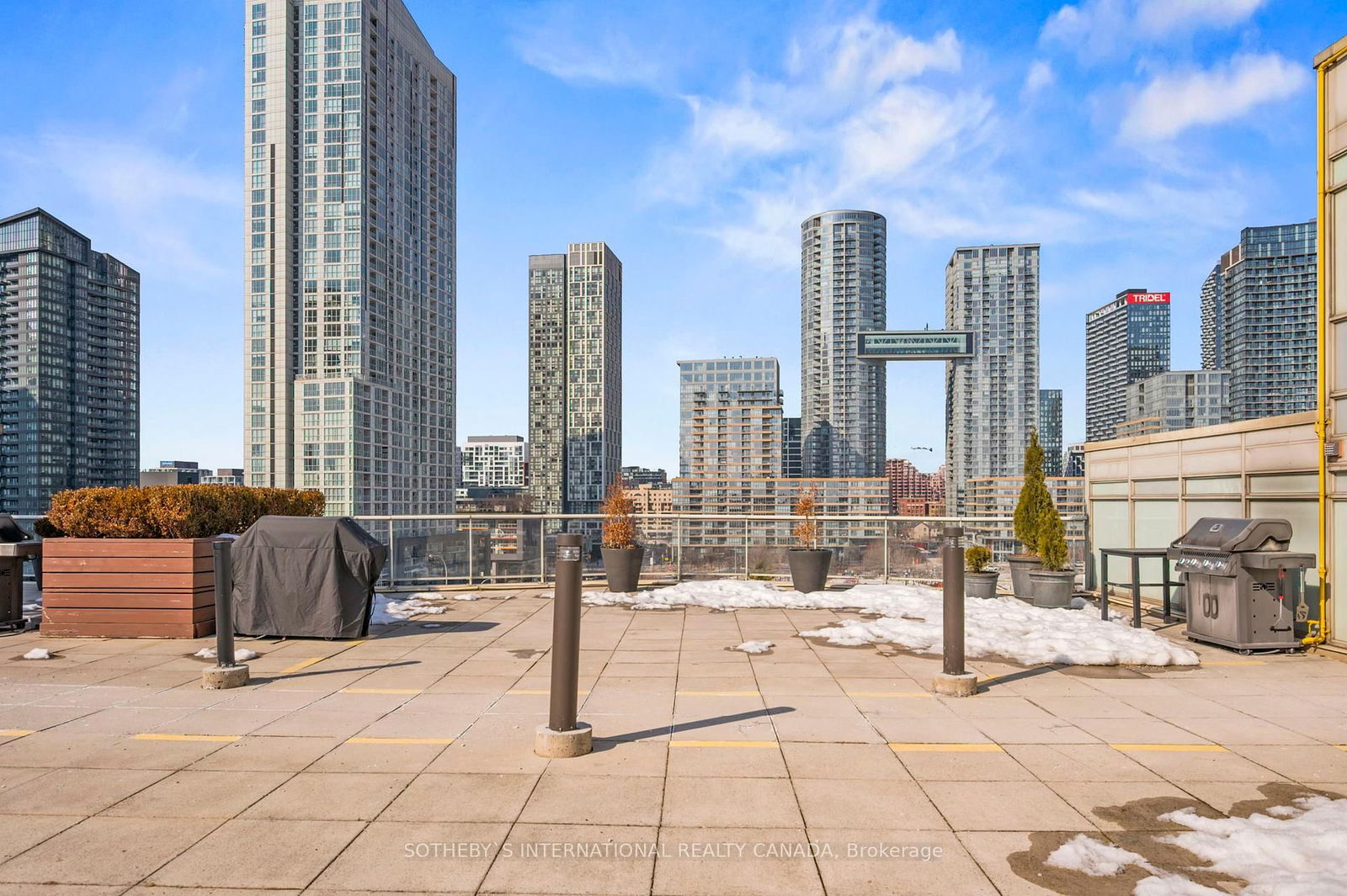 550 Queens Quay W, unit 512 for sale