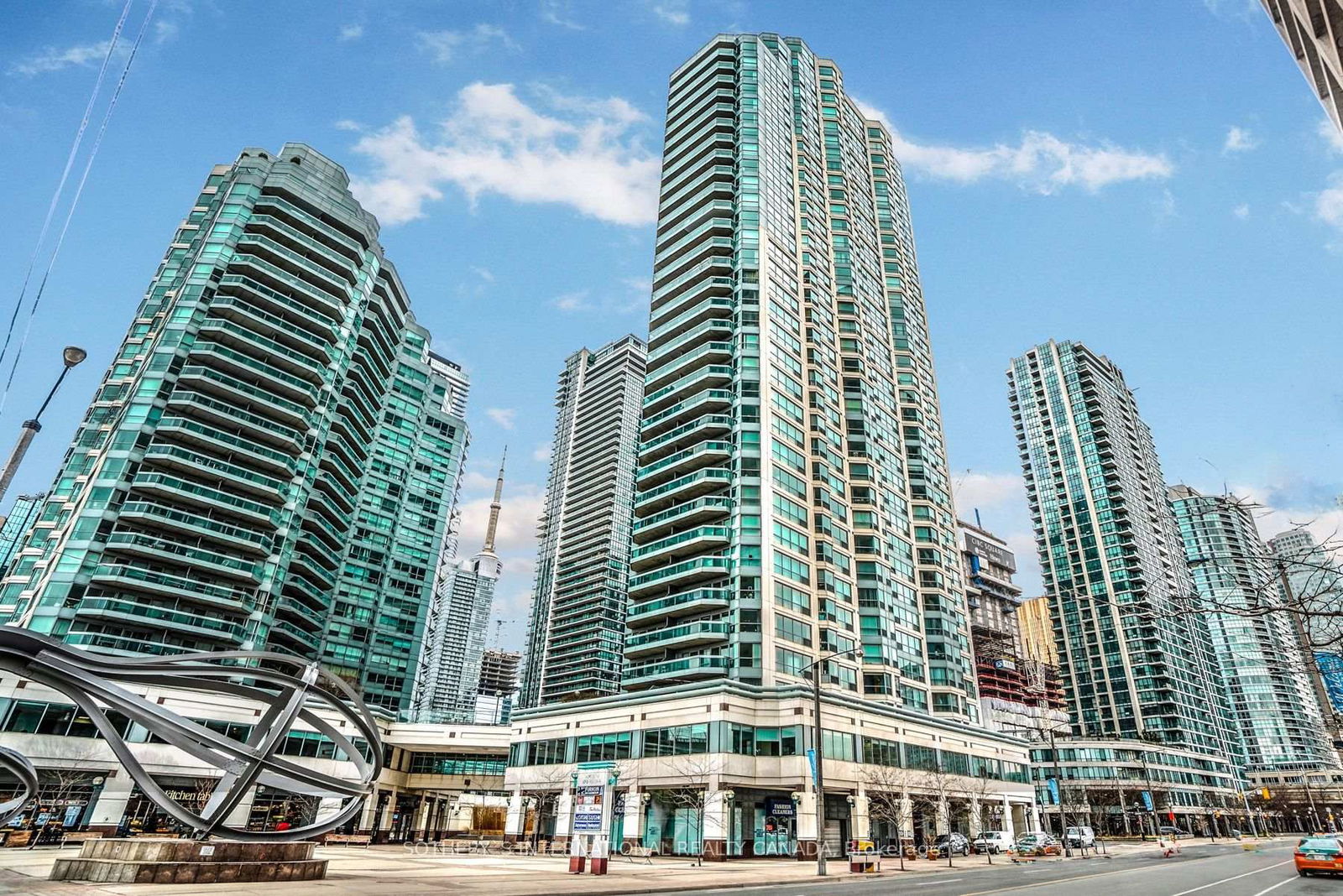 Residences of the World Trade Centre, Downtown, Toronto