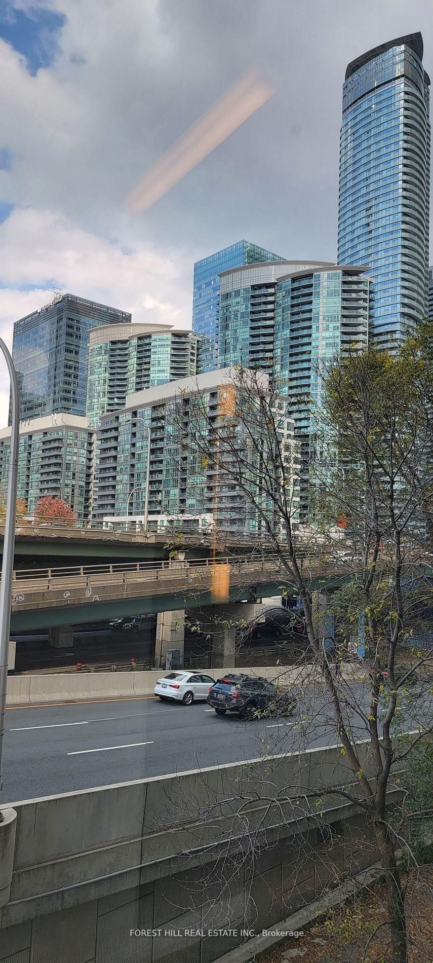 230 Queens Quay W, unit 317 for rent