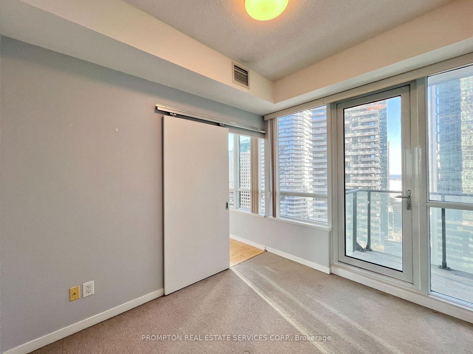 65 Bremner Blvd, unit 1910 for rent