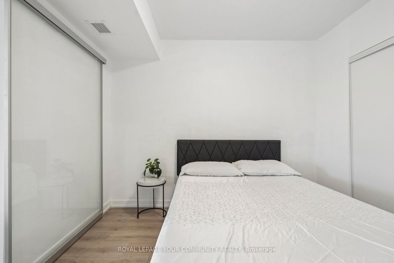 395 Bloor St E, unit 2606 for rent