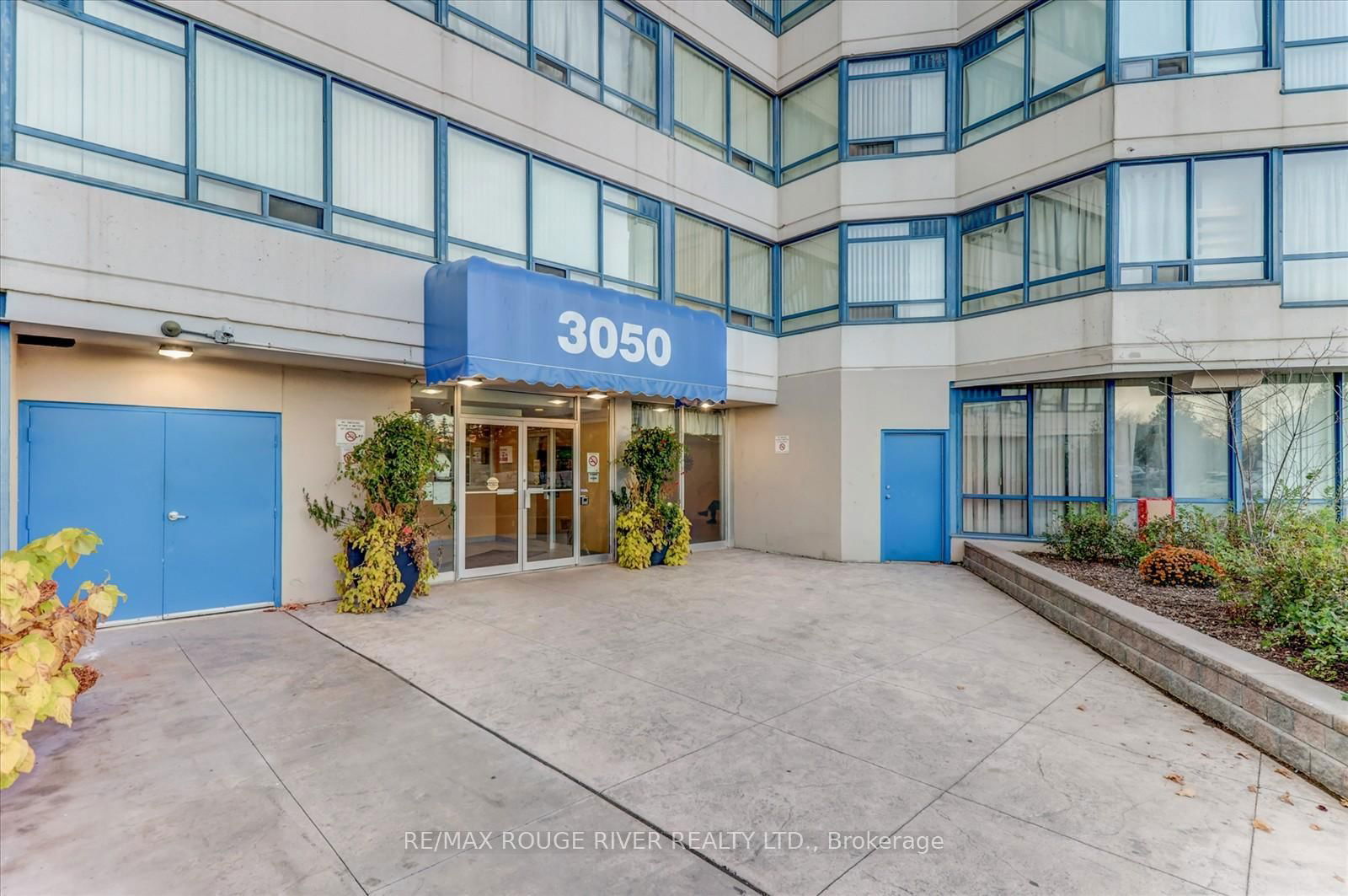 3050 Ellesmere Rd, unit 903 for rent