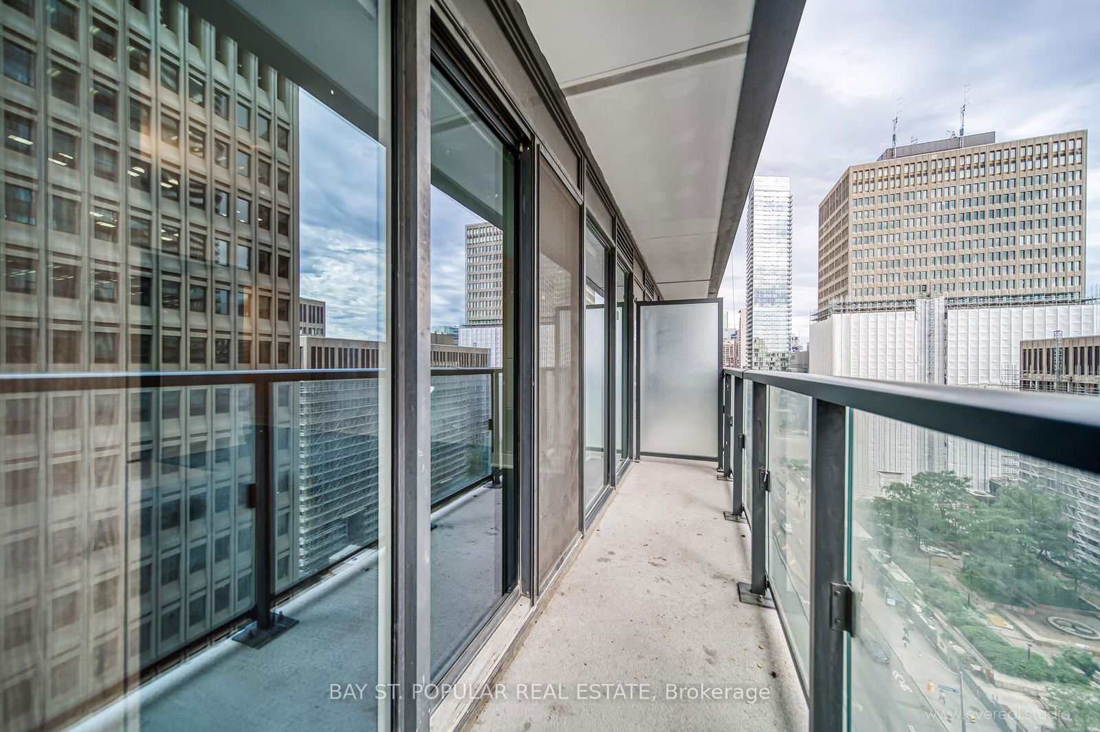 955 Bay St, unit 1310 for rent