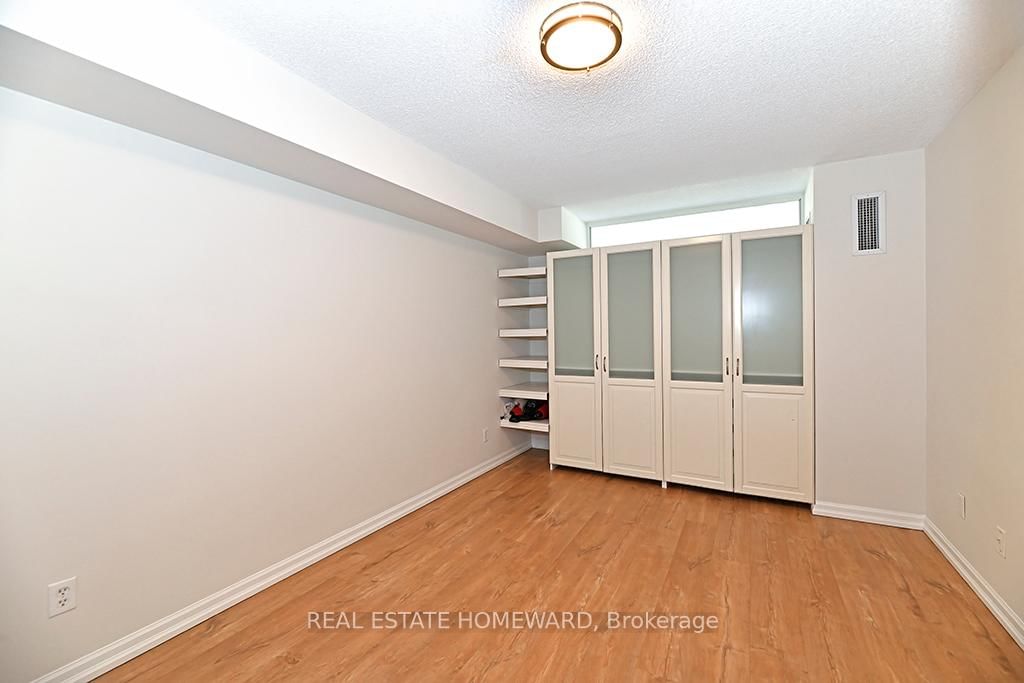 15 Maitland Pl, unit 2104 for rent